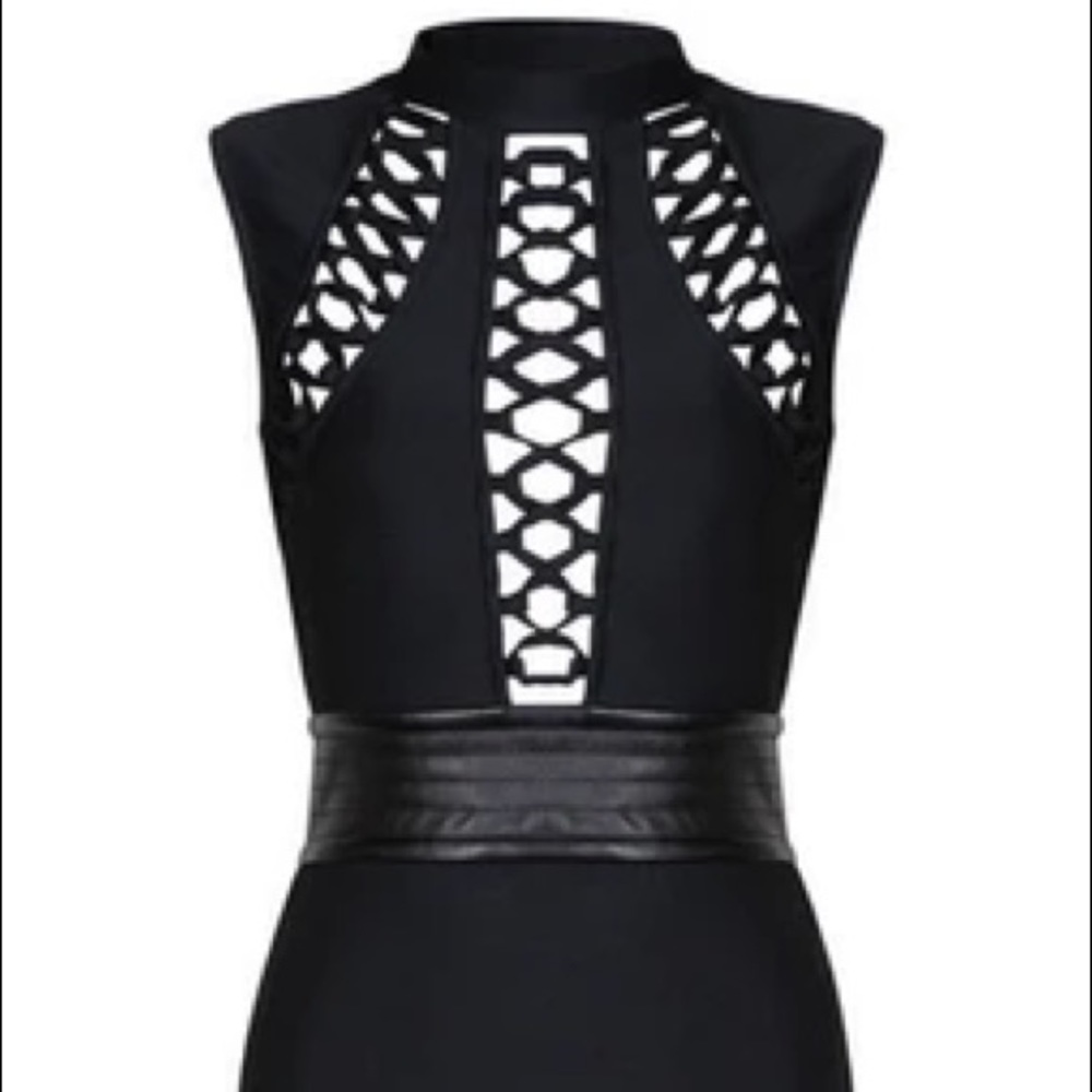 Sexy little black dress!!